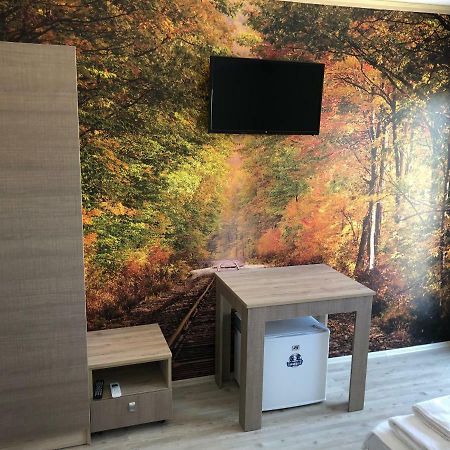 Kubi Hotel Struga Luaran gambar